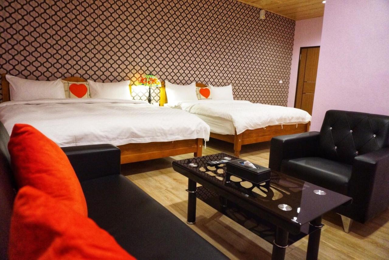 Chu Dream Hostel Kota Hualien Bagian luar foto